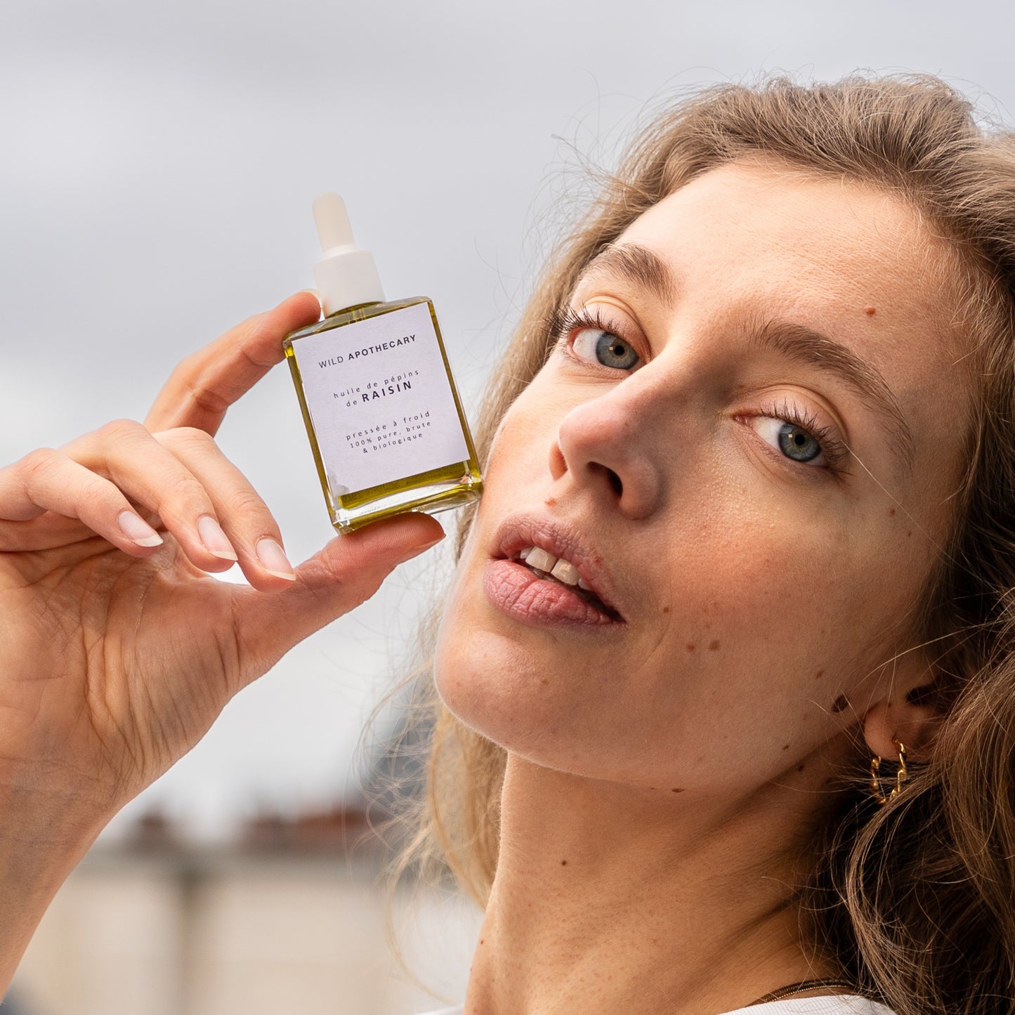 WILD-APOTHECARY-SKINCARE-HUILE-PEPINS-DE-RAISIN-CAPITAL-JEUNESSE-BIOLOGIQUE-FRANCAISE-SKIN-3