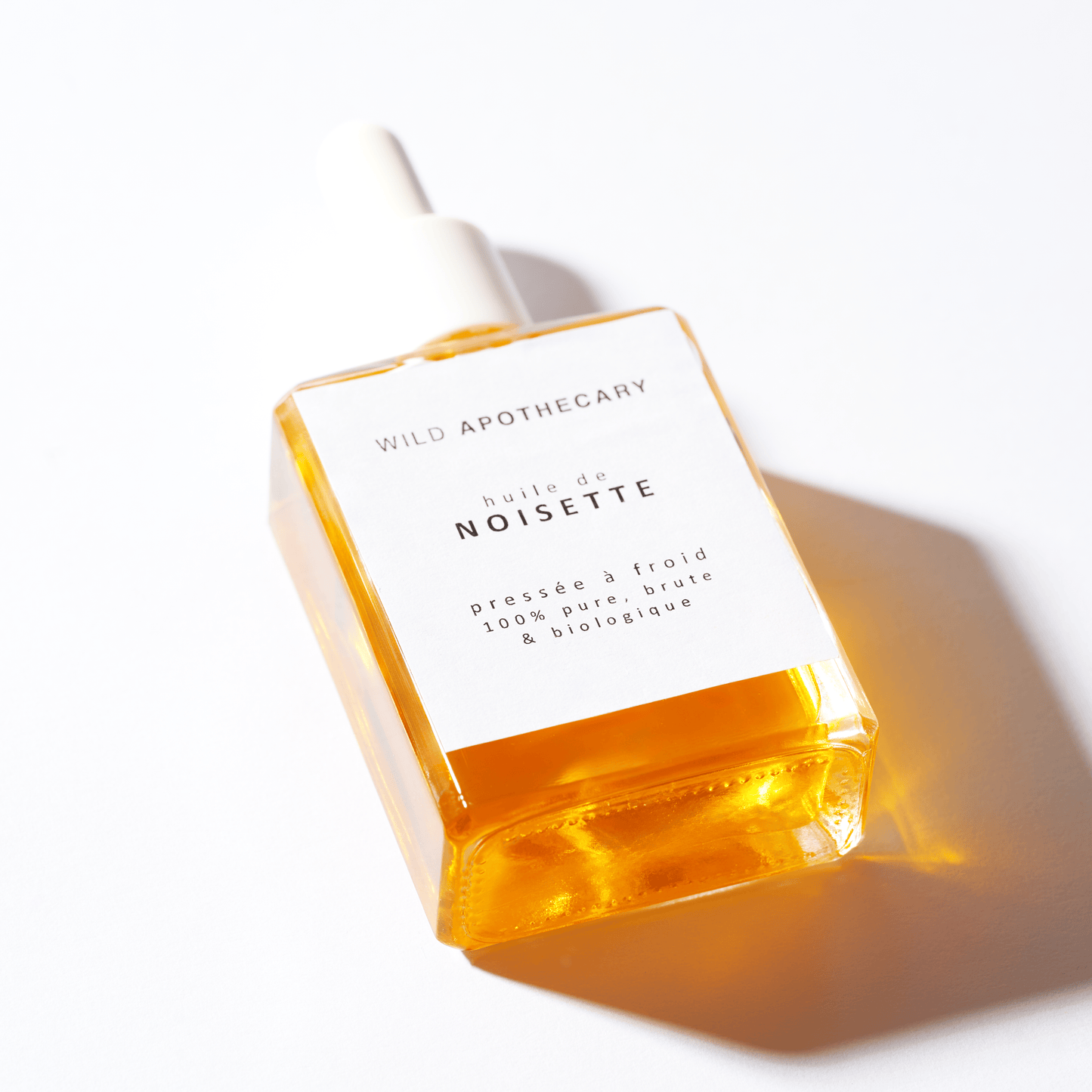 WILD-APOTHECARY-SKINCARE-REEQUILIBRANTE-HUILE-NOISETTE-BIOLOGIQUE-FRANCAISE-2