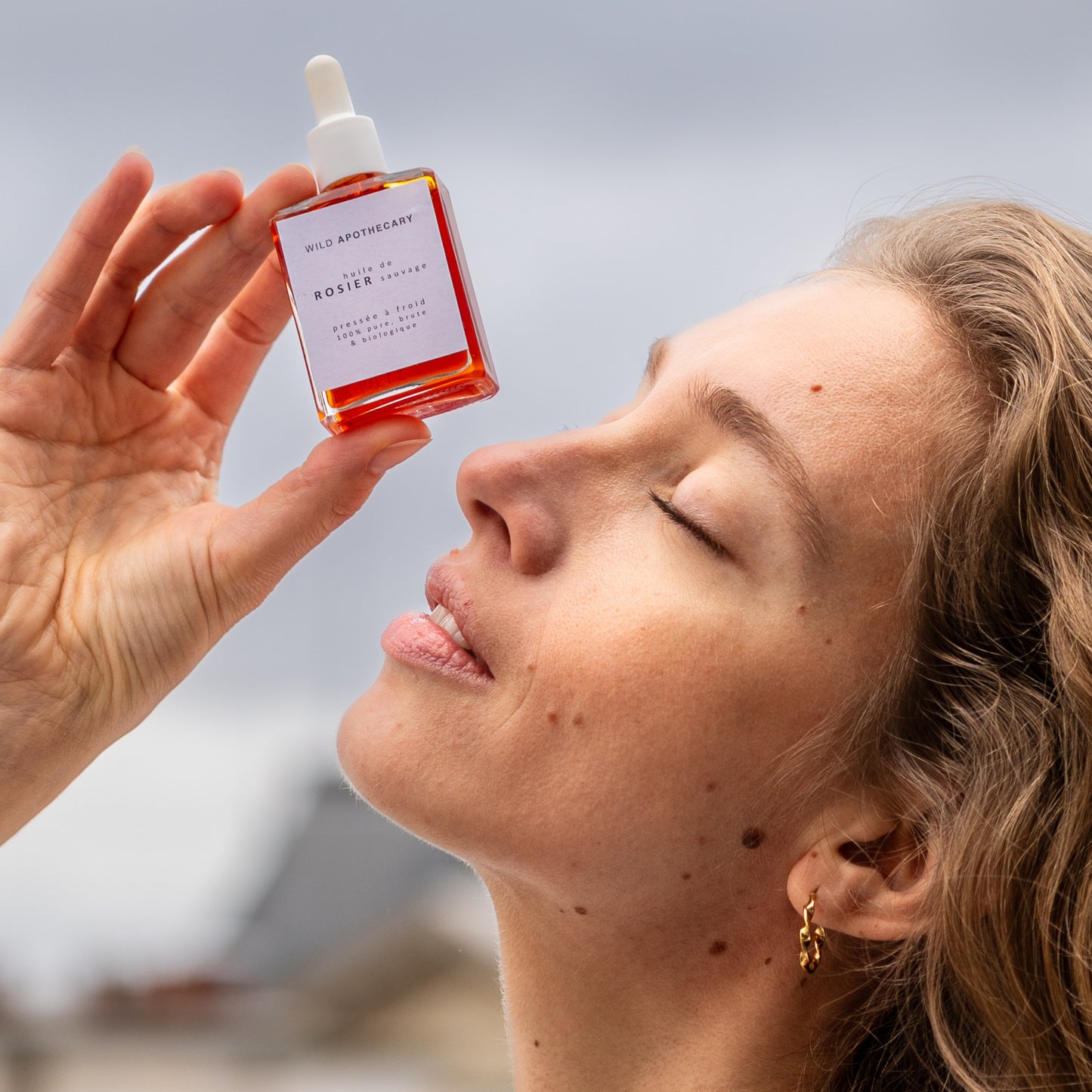 WILD-APOTHECARY-SKINCARE-RITUEL-APAISANT-HUILE-ROSIER-SAUVAGE-BIOLOGIQUE-FRANCAISE-3-SKIN