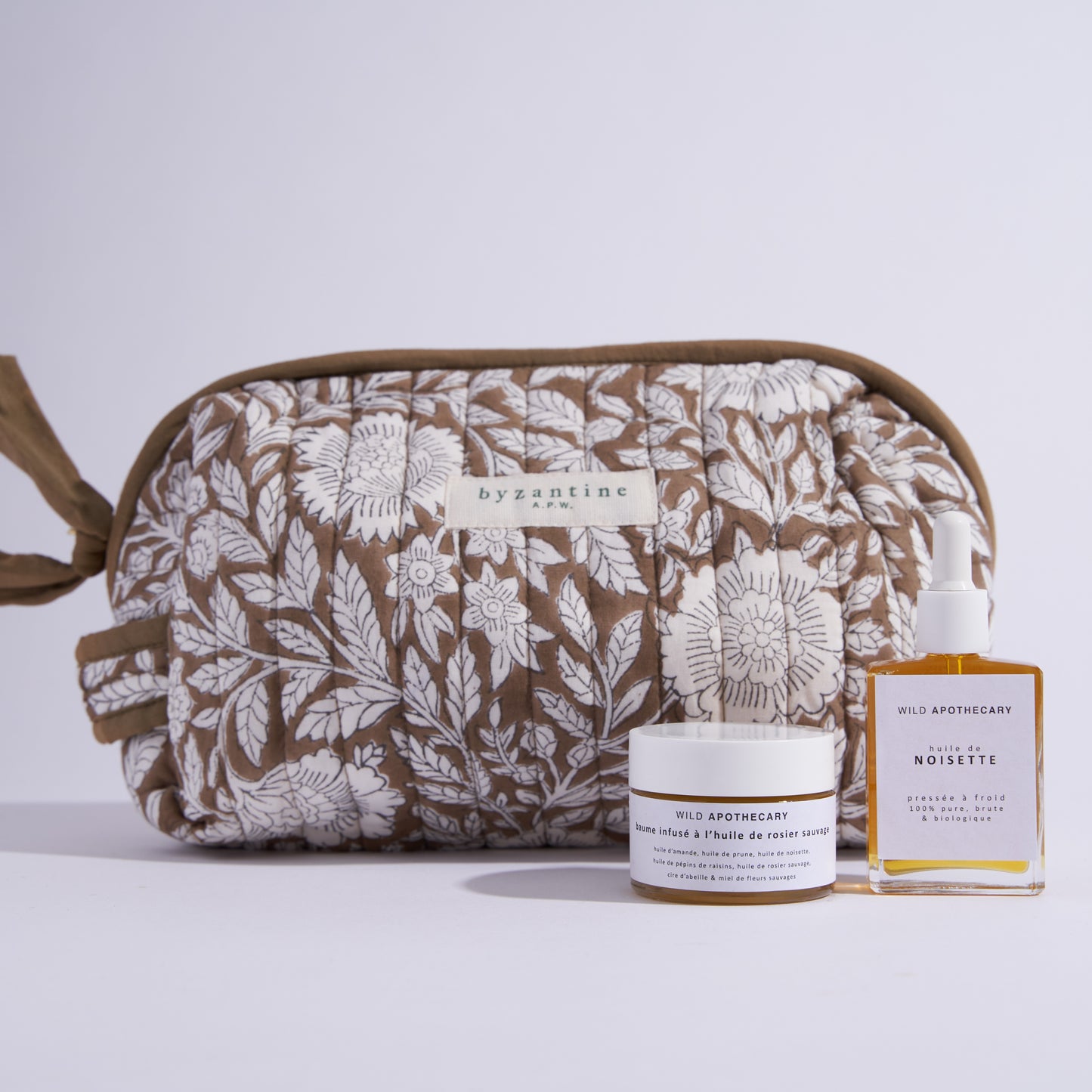 WILDAPOTHECARYxBYZANTINE-RITUELNOISETTEREEQUILIBRANT-PEAUXMIXTES-GRASSES-CADEAUNOEL